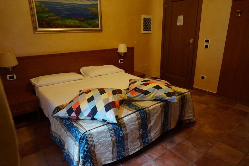 Hotel Maryelen Roma Cameră foto
